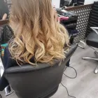 La imagen 6 de la Empresa ALAMEDA PELUQUEROS ALCORCÓN Salones de Belleza en Madrid M