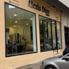 La imagen 4 de la Empresa ALEXIS DIAZ SALÓN DE PELUQUERÍA Y CENTRO DE ESTÉTICA Productos y Servicios de Cuidado Personal en Madrid M