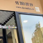 La imagen 7 de la Empresa ALEXIS DIAZ SALÓN DE PELUQUERÍA Y CENTRO DE ESTÉTICA Productos y Servicios de Cuidado Personal en Madrid M
