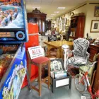 La imagen 1 de la Empresa ANTIGÜEDADES POZUELO Tiendas y Restauradores de Antigüedades en Pozuelo de Alarcón M