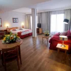 La imagen 2 de la Empresa APARTO SUITES MURALTO Transportes y Turismo en Madrid M