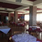 La imagen 7 de la Empresa ÁREA DE SERVICIO LOS CERRILLOS Industrias y Agricultura en Peraleda de la Mata CC