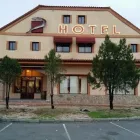 La imagen 33 de la Empresa ÁREA DE SERVICIO LOS CERRILLOS Industrias y Agricultura en Peraleda de la Mata CC
