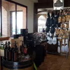 La imagen 37 de la Empresa ÁREA DE SERVICIO LOS CERRILLOS Industrias y Agricultura en Peraleda de la Mata CC