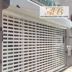 La imagen 8 de la Empresa AUTOMATIZACIÓN TRES BÁEZ - PUERTAS AUTOMÁTICAS Puertas y Ventanas en Las Palmas de Gran Canaria GC