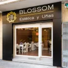 La imagen 2 de la Empresa BLOSSOM ESTETICA Y UÑAS Pedicura en Madrid M