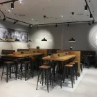 La imagen 2 de la Empresa CARL'S JR Restaurantes Americanos en Madrid M