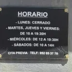 La imagen 2 de la Empresa CAROSSA ESTÉTICA & PELUQUERÍA UNISEX Salones de Belleza en Torremolinos MA