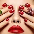La imagen 14 de la Empresa CAROSSA ESTÉTICA & PELUQUERÍA UNISEX Salones de Belleza en Torremolinos MA