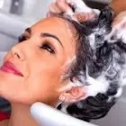 La imagen 18 de la Empresa CAROSSA ESTÉTICA & PELUQUERÍA UNISEX Salones de Belleza en Torremolinos MA