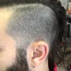 La imagen 6 de la Empresa CARRERA PELUQUERO Productos y Servicios de Cuidado Personal en Barcelona B