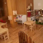 La imagen 11 de la Empresa CASA NIDO MONTESSORI BILINGÜE Guarderías en Madrid M