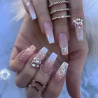 La imagen 16 de la Empresa CENTRO DE UÑAS, ESTÉTICA Y MÁS Salones de Belleza en Madrid M