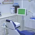 La imagen 4 de la Empresa CLÍNICA DENTAL A TU SALUD Salud y Medicina en Madrid M