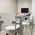 La imagen 4 de la Empresa CLÍNICA DENTAL DEN Salud y Medicina en Barcelona B