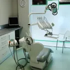 La imagen 3 de la Empresa CLÍNICA DENTAL DRA. MARÍA DEL AMO Salud y Medicina en Gijón O