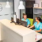 La imagen 3 de la Empresa CLINICA DENTAL VENEER'S Salud y Medicina en Barcelona B