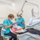La imagen 8 de la Empresa CLINICA DENTAL VENEER'S Salud y Medicina en Barcelona B