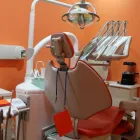 La imagen 7 de la Empresa CLÍNICA DENTAL VILLAVERDE ALTO Odontologos Y Estomatologos: Periodoncia en Madrid M