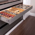 La imagen 3 de la Empresa COCINAS OSAISU Servicios Profesionales y de Negocios en Madrid M