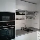 La imagen 1 de la Empresa COCINAS Y CARPINTERÍA YORYE Servicios Profesionales y de Negocios en Badajoz BA