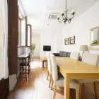 La imagen 7 de la Empresa CUENTO APARTMENTS Transportes y Turismo en Madrid M