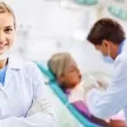 La imagen 2 de la Empresa DENTAL PONIENTE Salud y Medicina en El Ejido AL