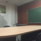 La imagen 1 de la Empresa EDIST AULA D'ESTUDI Escuelas en Sant Adrià de Besòs B