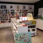 La imagen 3 de la Empresa EN UN BOSQUE DE HOJAS Librerías, Editoriales y Prensa en Valladolid VA