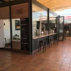 La imagen 3 de la Empresa ENRIQUE TOMÁS JAMÓN - TAPAS - VINO Tiendas y Productores de Alimentos en L'Hospitalet de Llobregat B
