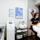 La imagen 3 de la Empresa EQUILIBRIO PELUQUERIA BELLEZA LASER DIODO Peluquerias Unisex en Madrid M