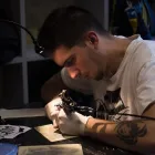 La imagen 18 de la Empresa ESCUELA DE TATUAJE EOMTP Tatuajes y Piercings en Madrid M