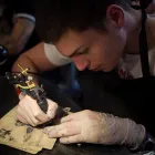 La imagen 21 de la Empresa ESCUELA DE TATUAJE EOMTP Tatuajes y Piercings en Madrid M