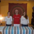 La imagen 1 de la Empresa ESCUELA MASAJE CALIFORNIANO KAIZEN Salud y Medicina en Madrid M