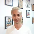 La imagen 6 de la Empresa FAISVEL BARBERÍA Y PELUQUERÍA MIXTA Productos y Servicios de Cuidado Personal en Donostia-San Sebastián SS