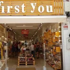 La imagen 18 de la Empresa FIRST YOU, MODA Y COMPLEMENTOS Tienda de Ropa en Torremolinos MA