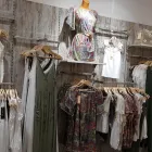 La imagen 22 de la Empresa FIRST YOU, MODA Y COMPLEMENTOS Tienda de Ropa en Torremolinos MA
