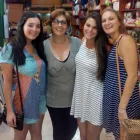 La imagen 3 de la Empresa FRIEND'S Tiendas y Productores de Alimentos en Sevilla SE