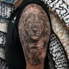 La imagen 5 de la Empresa GANESHA TATTOO Tatuajes y Piercings en Madrid M