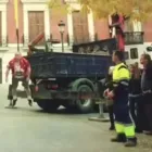 La imagen 18 de la Empresa GRÚAS Y TRANSPORTES GÓMEZ Servicios Profesionales y de Negocios en Torrejón de Ardoz M