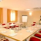 La imagen 18 de la Empresa HOLIDAY INN EXPRESS MADRID - RIVAS Transportes y Turismo en Madrid M
