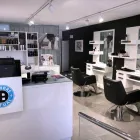 La imagen 3 de la Empresa HOMBRE ACTUAL Peluquerias De Caballeros en Madrid M
