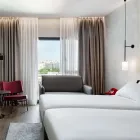 La imagen 34 de la Empresa HOTEL PASEO DEL ARTE, A RADISSON INDIVIDUALS HOTEL Transportes y Turismo en Madrid M