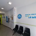 La imagen 25 de la Empresa LAVANDERÍA AUTOSERVICIO LA WASH LONDRES 81 BCN Servicios Profesionales y de Negocios en Barcelona B