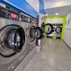 La imagen 29 de la Empresa LAVANDERÍA AUTOSERVICIO LA WASH LONDRES 81 BCN Servicios Profesionales y de Negocios en Barcelona B