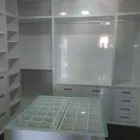 La imagen 8 de la Empresa MADERAS MADEBEL Puertas y Ventanas en Madrid M