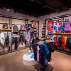 La imagen 13 de la Empresa NIKE STORE SERRANO Zapaterías en Madrid M