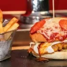 La imagen 11 de la Empresa ONE WAY AMERICAN DINNER Venta y Alquiler de Artículos de Hostelería en Navalmoral de la Mata CC
