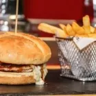 La imagen 14 de la Empresa ONE WAY AMERICAN DINNER Venta y Alquiler de Artículos de Hostelería en Navalmoral de la Mata CC