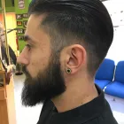 La imagen 33 de la Empresa PELUQUERÍA ARTURO COMÍN Productos y Servicios de Cuidado Personal en Zaragoza AR